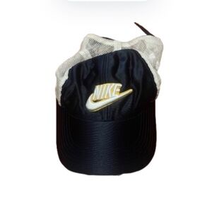 Nike Navy and White Cap vintage y twok